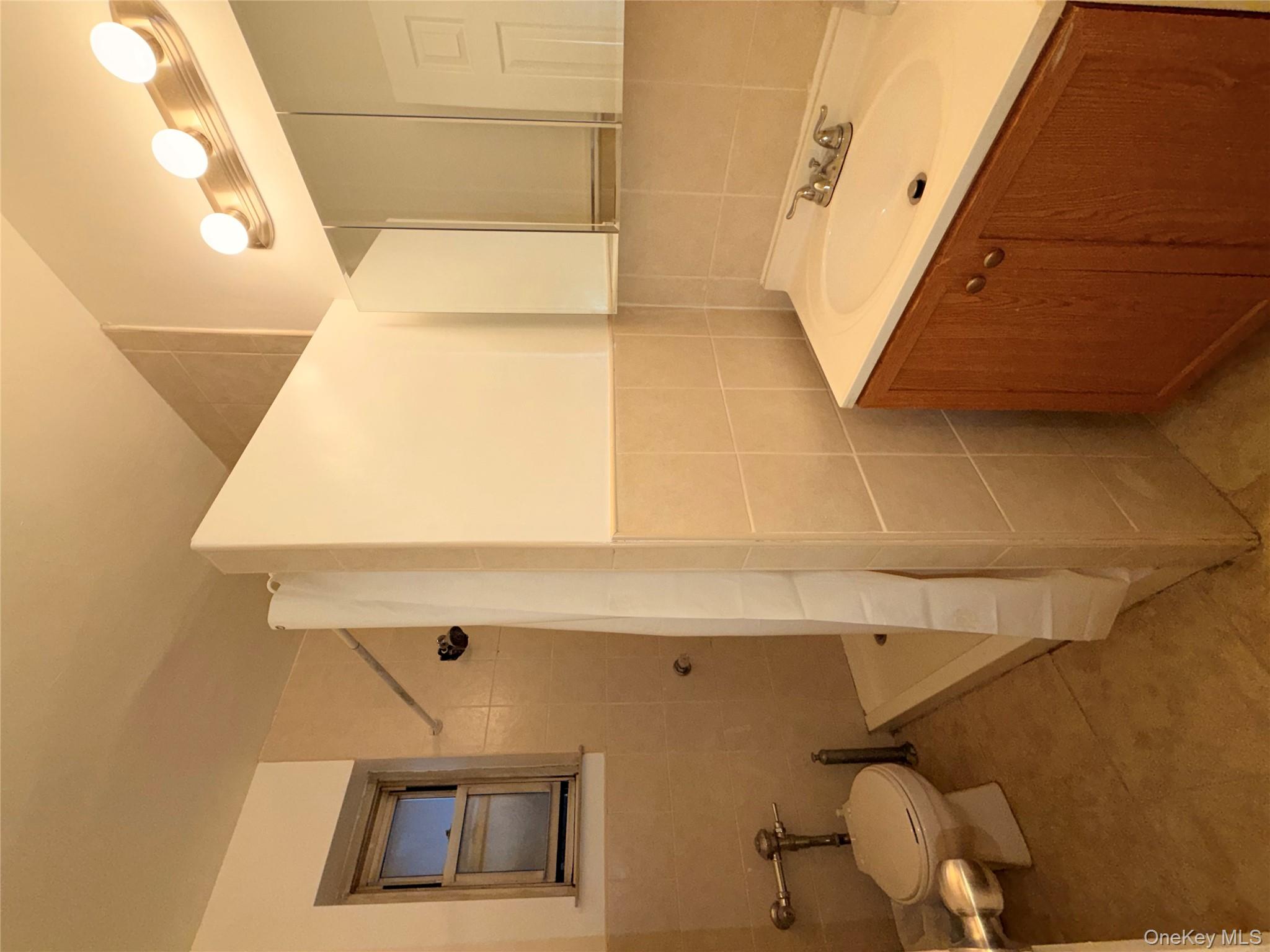 #14 photo, 61-41 Saunders St, Rego Park , NY 11374