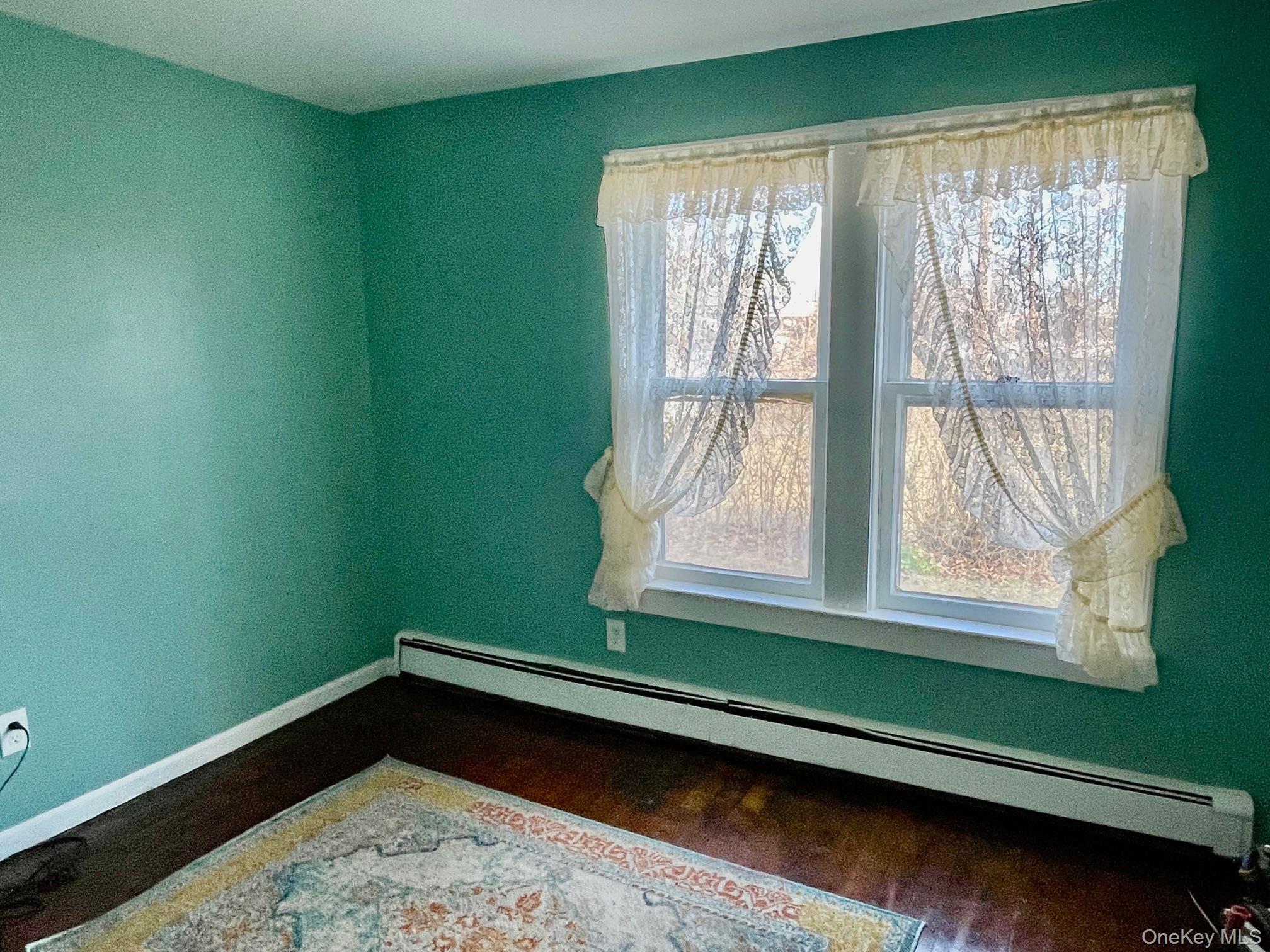 #9 photo, 427 4th Street, Greenport , NY 11944