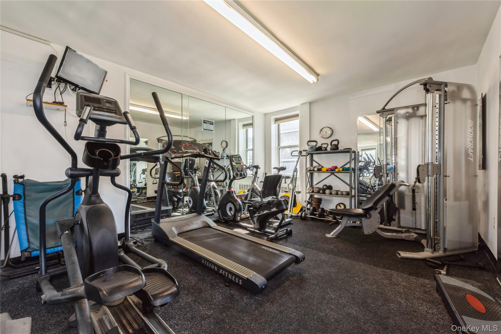 #9 photo, 855 E Broadway, Нассау ‖ Long Beach , NY 11561