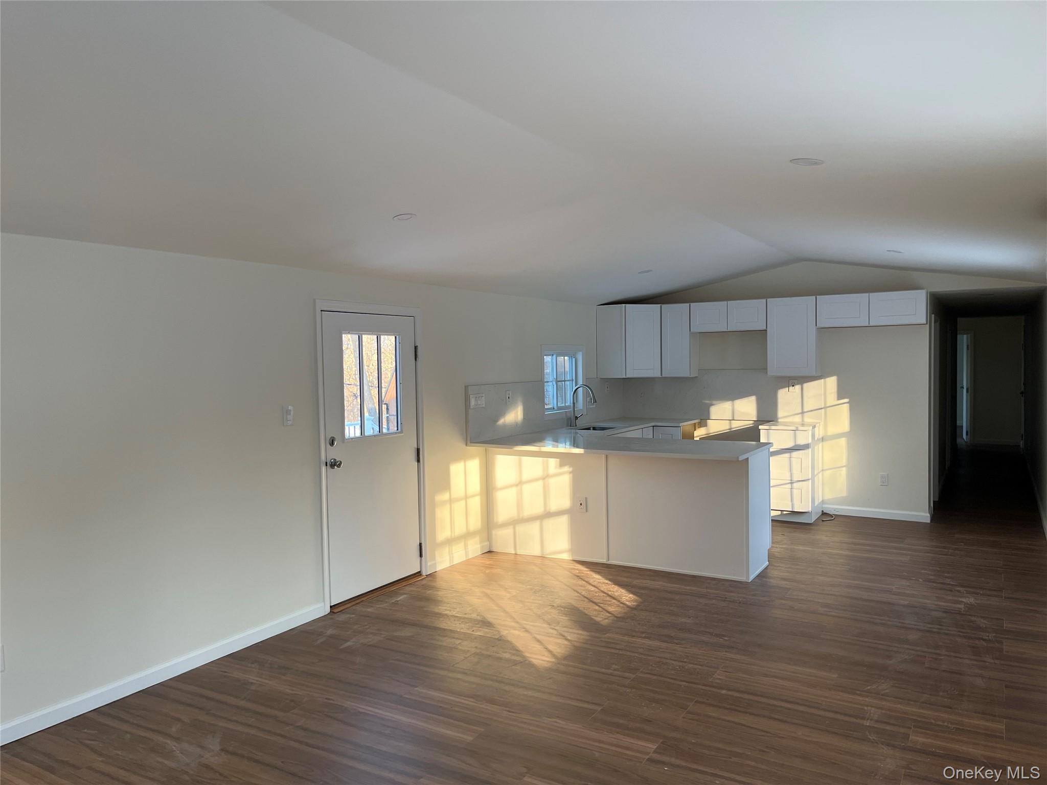 #3 photo, 1 Walnut Park Lane, Milton , NY 12547