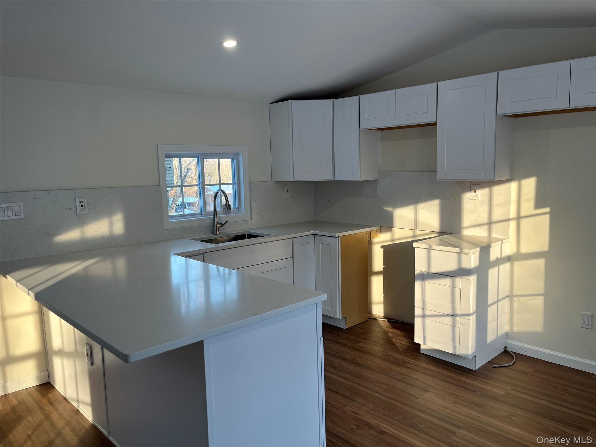 #5 photo, 1 Walnut Park Lane, Milton , NY 12547