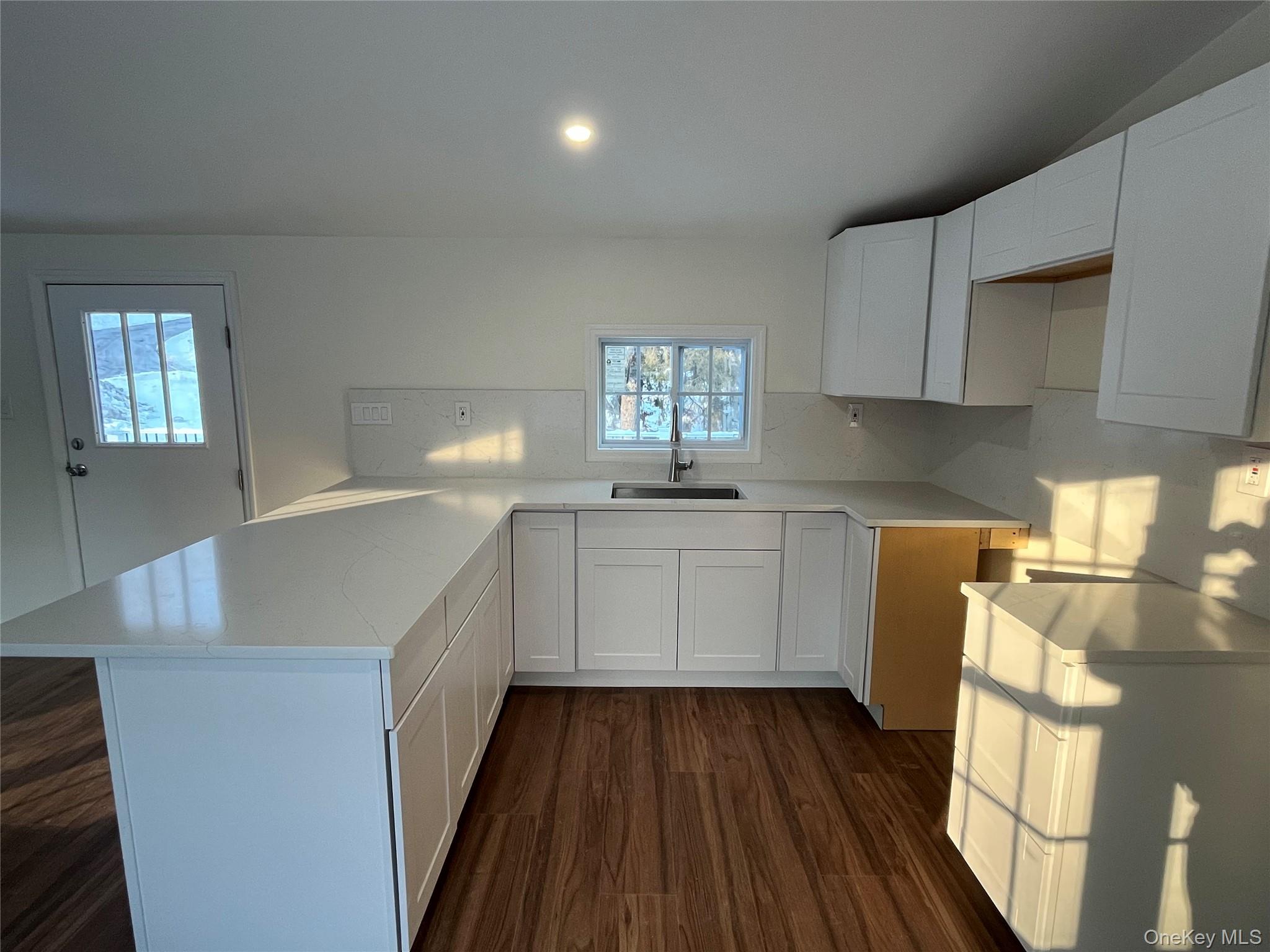 #6 photo, 1 Walnut Park Lane, Milton , NY 12547