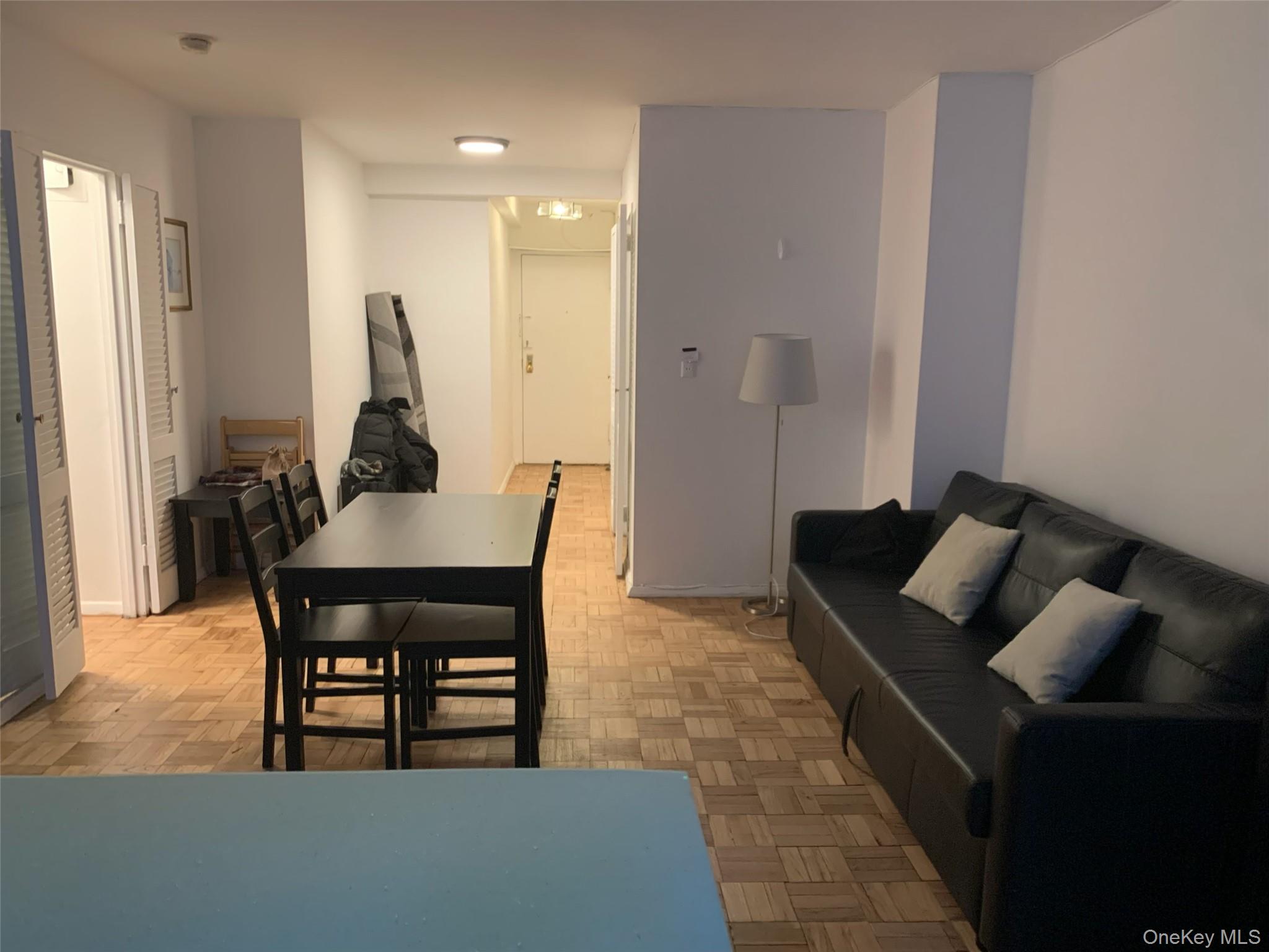 #1 photo, 321 E 48th Street, 曼哈頓 中城东区 New York (Manhattan) , NY 10017