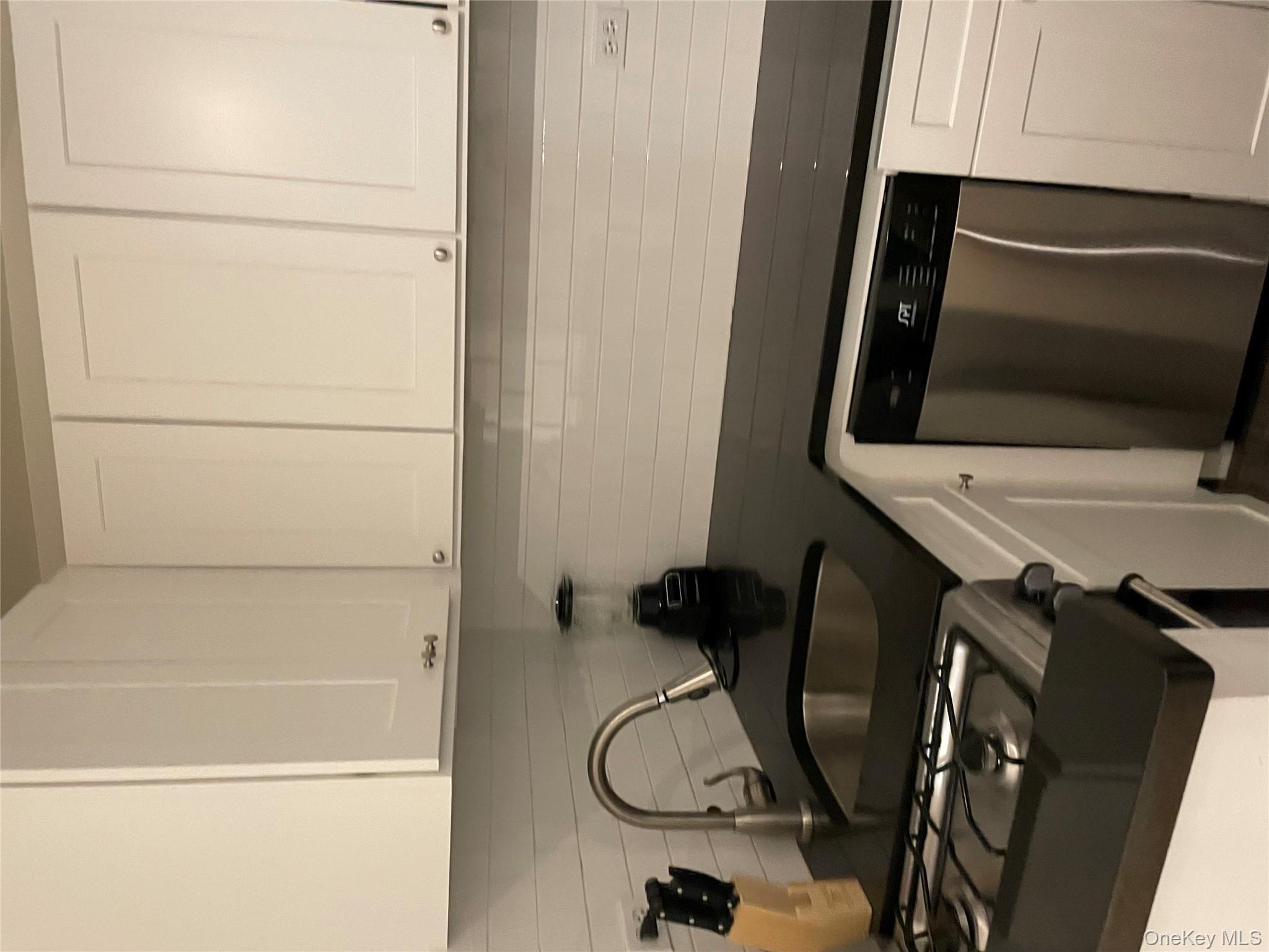 #3 photo, 321 E 48th Street, 曼哈頓 中城东区 New York (Manhattan) , NY 10017