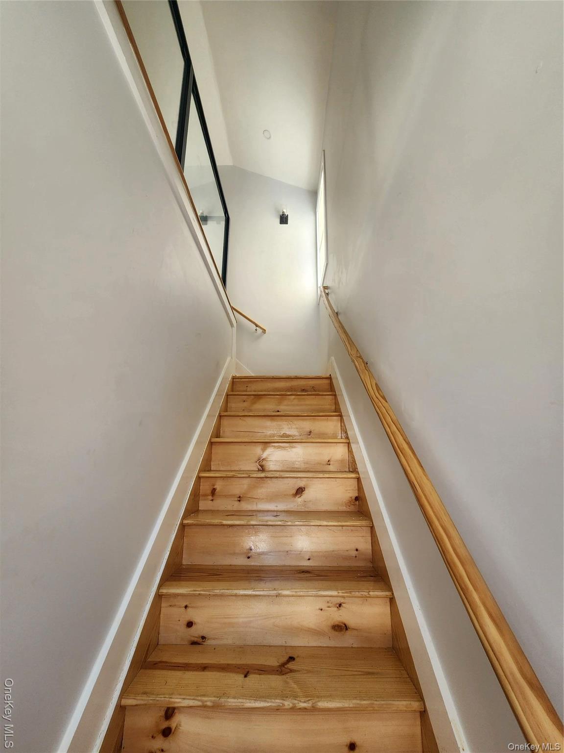 #3 photo, 330 Taylor Avenue, 布朗士 Bronx , NY 10473