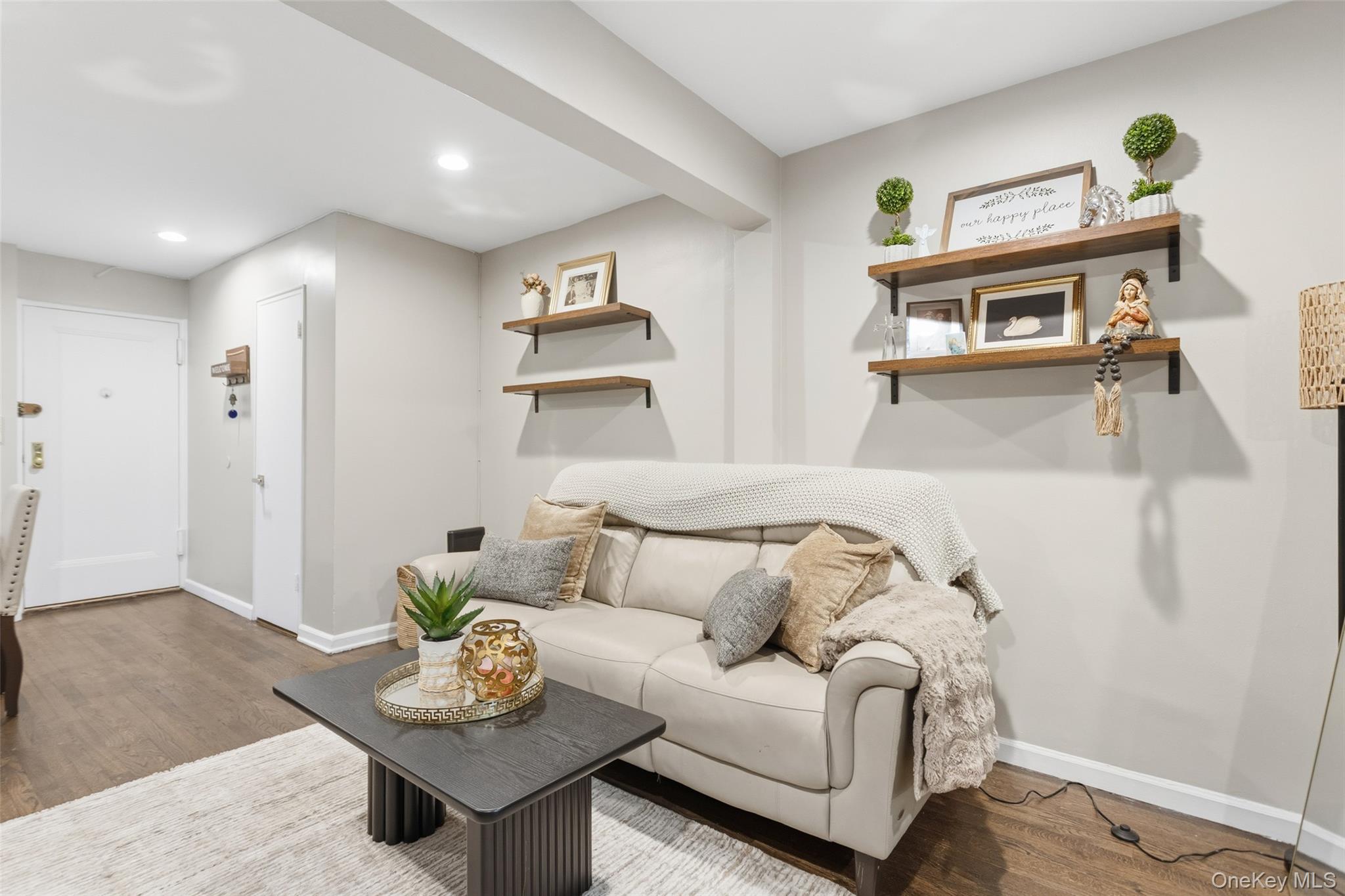 #3 photo, 154 Ravine Avenue, Yonkers , NY 10701