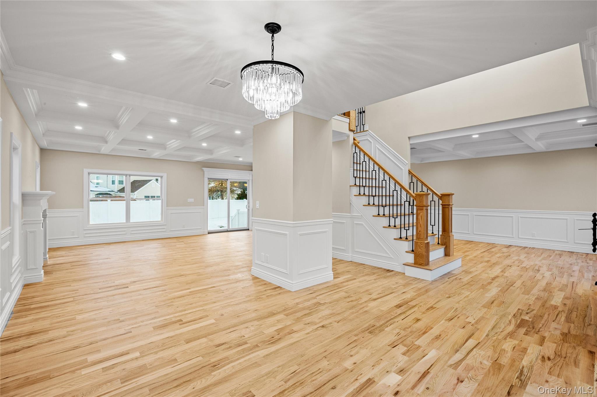 #17 photo, 3860 Hudson Avenue, 長島 Seaford , NY 11783