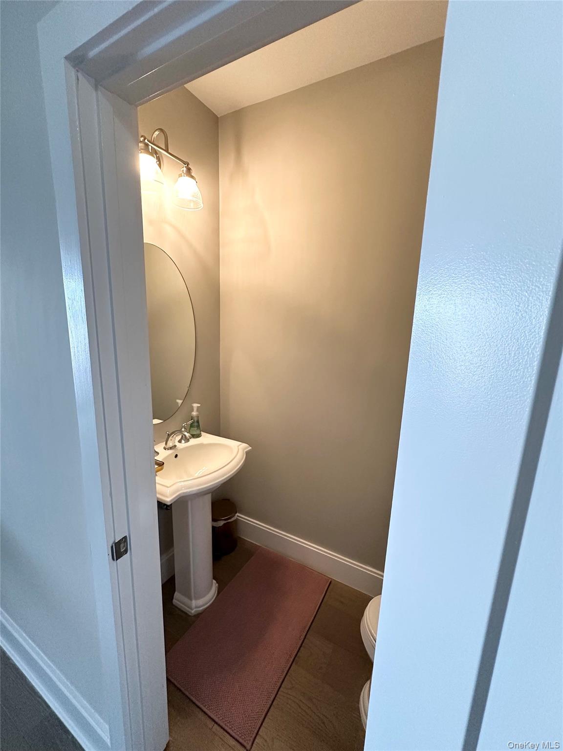 #13 photo, 311 Marina Pointe Drive, Нассау ‖ East Rockaway , NY 11518