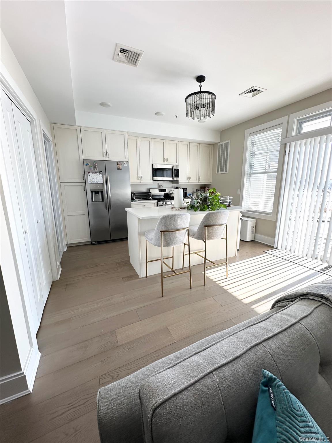 #20 photo, 311 Marina Pointe Drive, Нассау ‖ East Rockaway , NY 11518