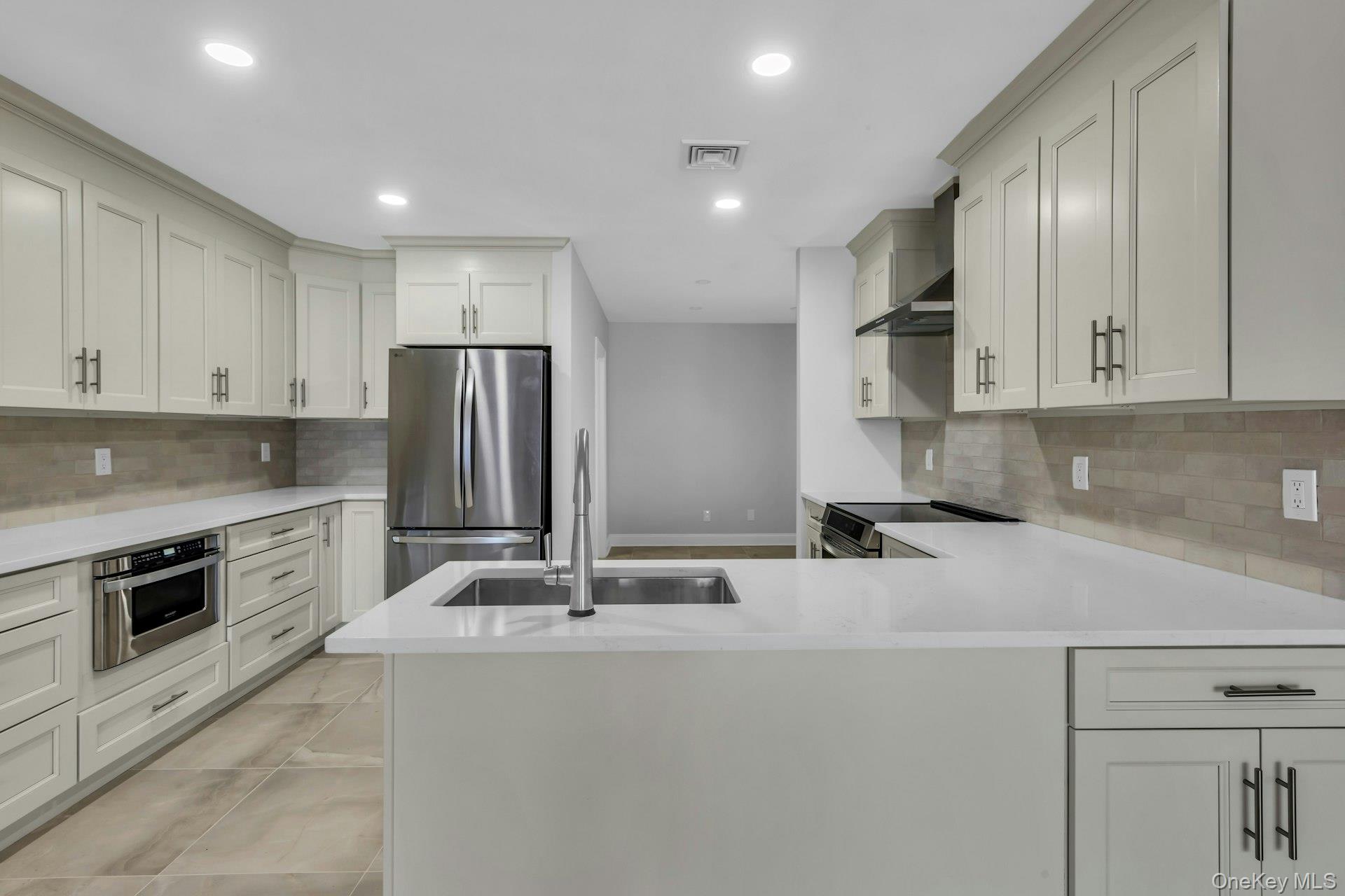 #10 photo, 3 Willada Lane, Нассау ‖ Glen Cove , NY 11542