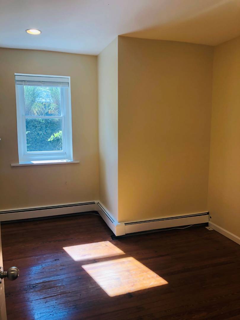 #11 photo, Grove St, Glen Head , NY 11545