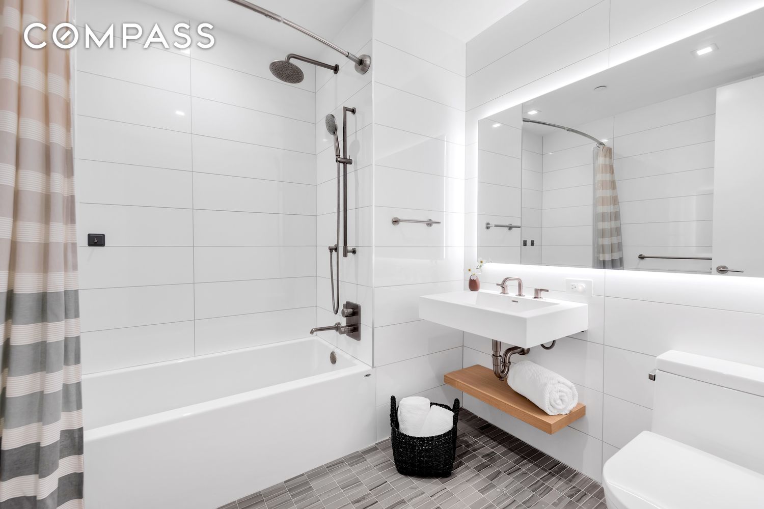 #10 photo, 98 Front Street, Dumbo , NY 11201