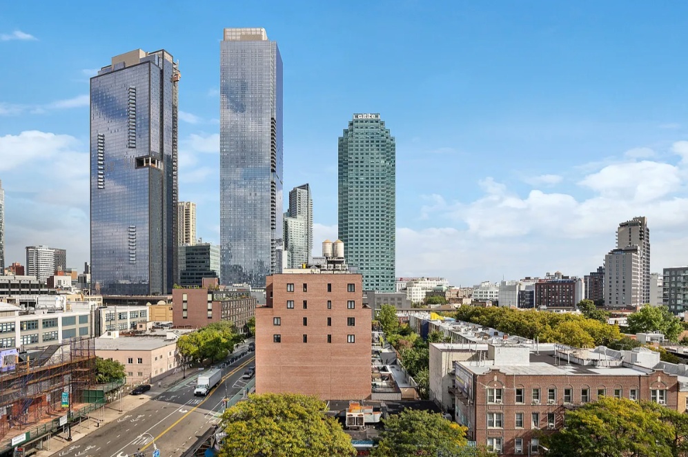 #10 photo, 11-52 44th Drive, Long Island City , NY 11101