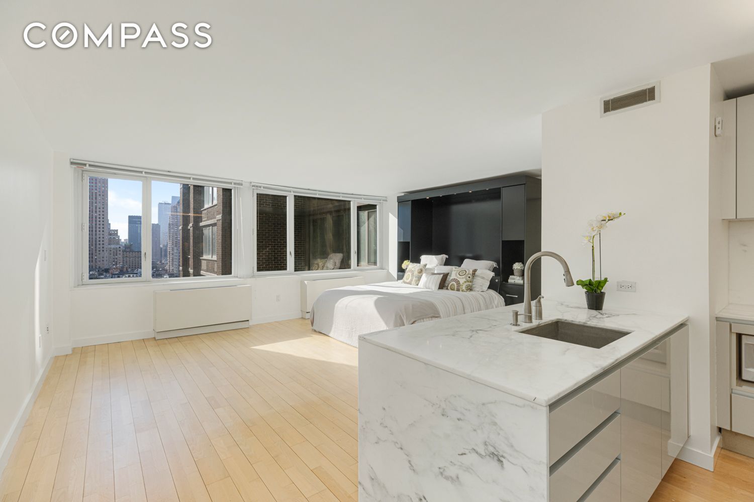 #1 photo, New York City, Hell's Kitchen , NY 10019