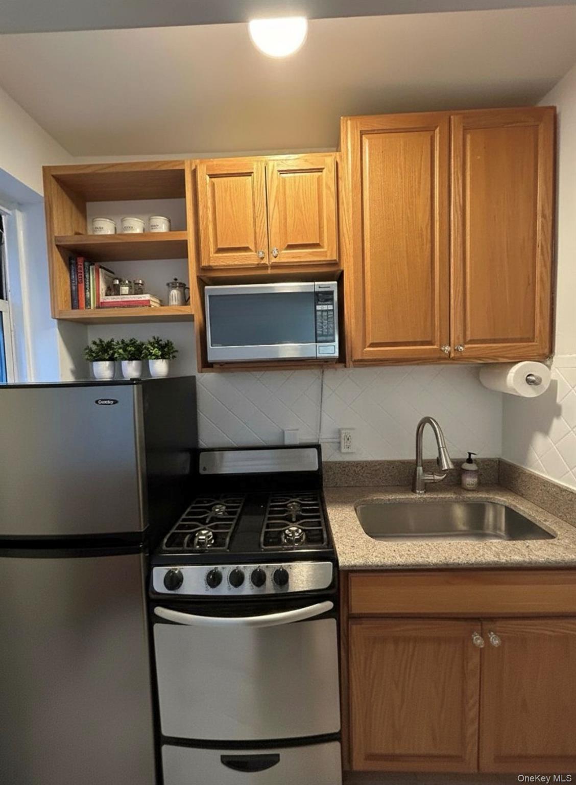 #2 photo, 210 Pelham Road, 紐約州 New Rochelle , NY 10805