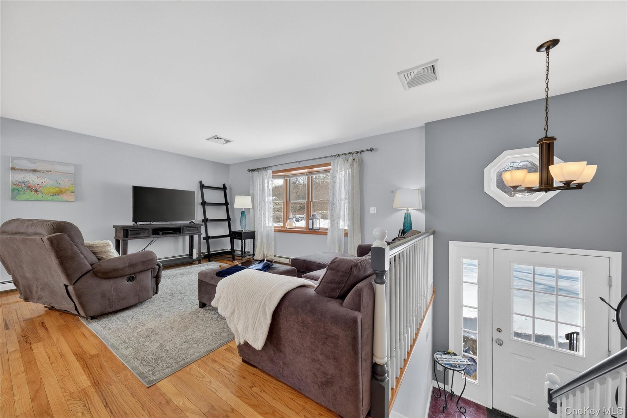 #4 photo, 32 Louise Lane, Hopewell Junction , NY 12533