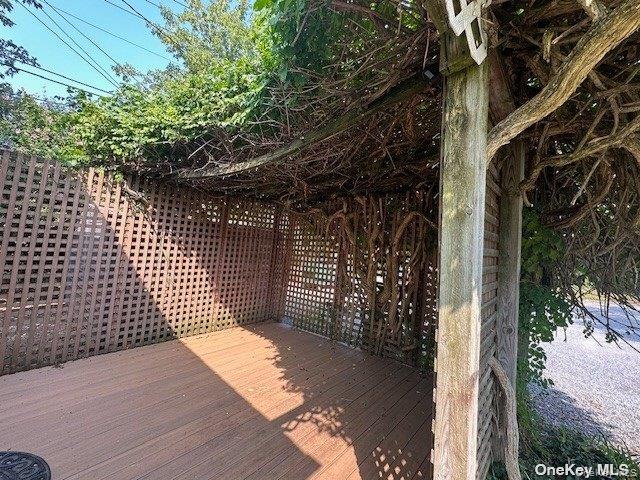 #7 photo, 140 Wall Street, Саффолк ‖ Huntington , NY 11743