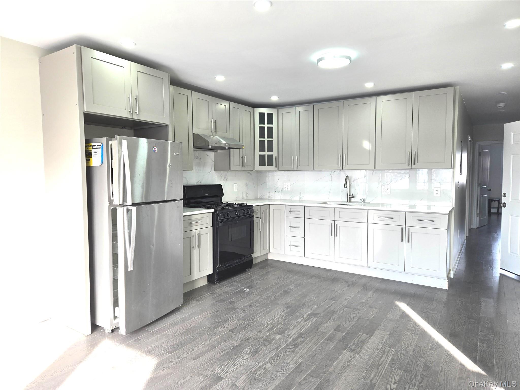 #4 photo, 8737 132nd Street, 皇后區 Richmond Hill , NY 11418