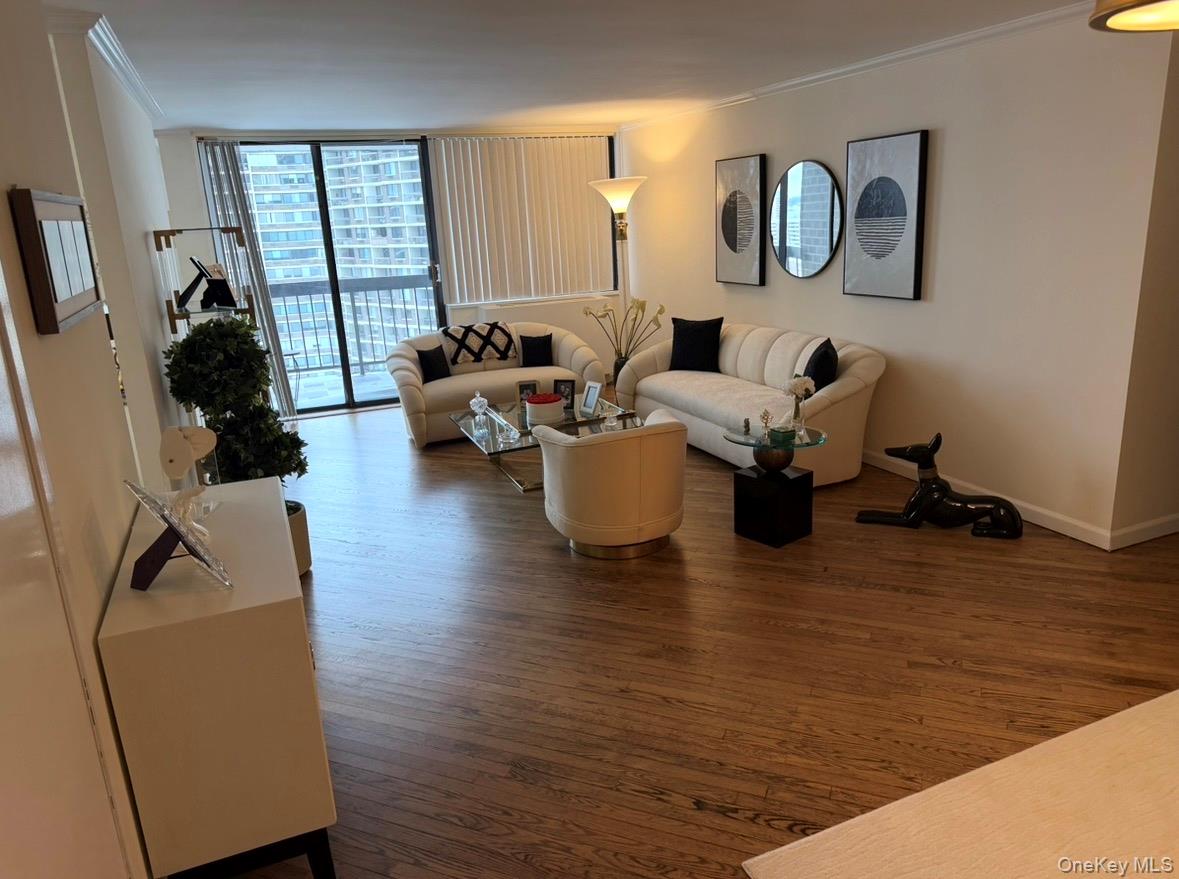 #2 photo, 1 BAY CLUB Drive, Bayside , NY 11360