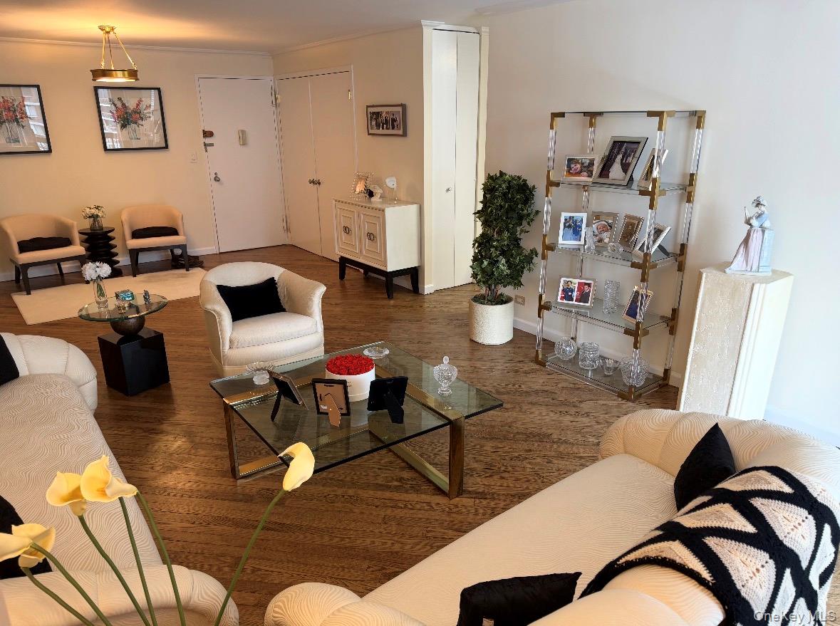 #3 photo, 1 BAY CLUB Drive, Bayside , NY 11360