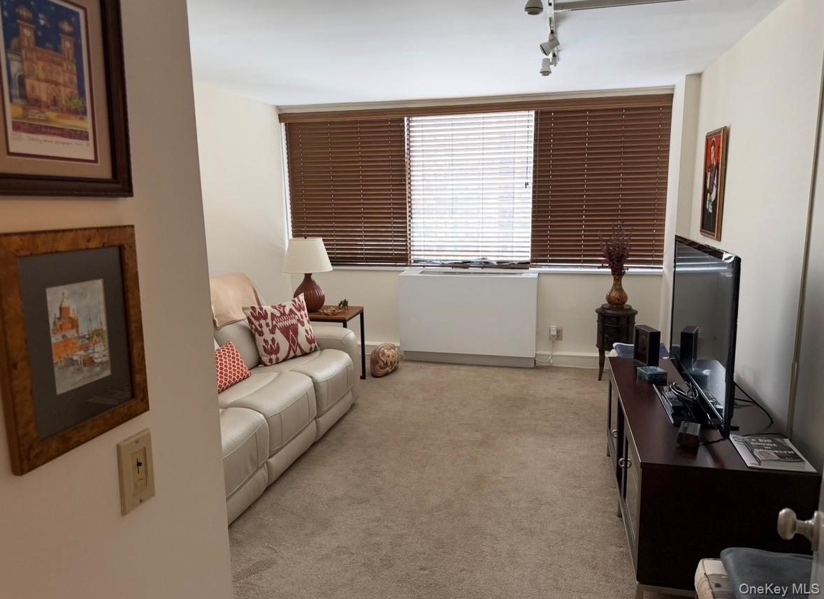 #5 photo, 1 BAY CLUB Drive, Bayside , NY 11360