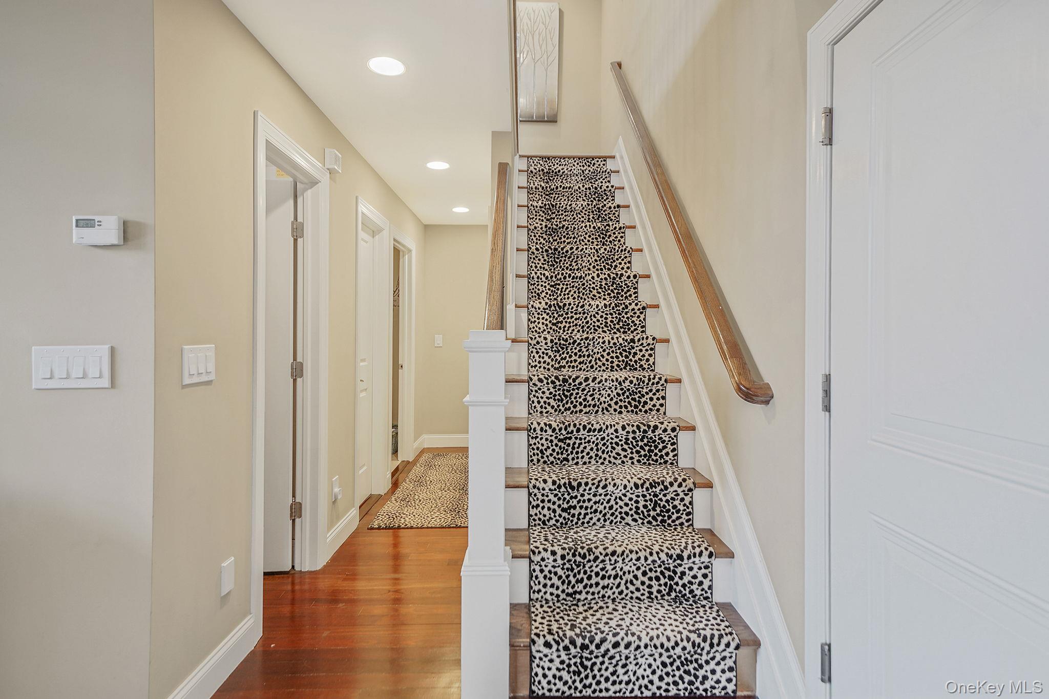 #19 photo, Port Jefferson, سوفولك Port Jefferson , NY 11777