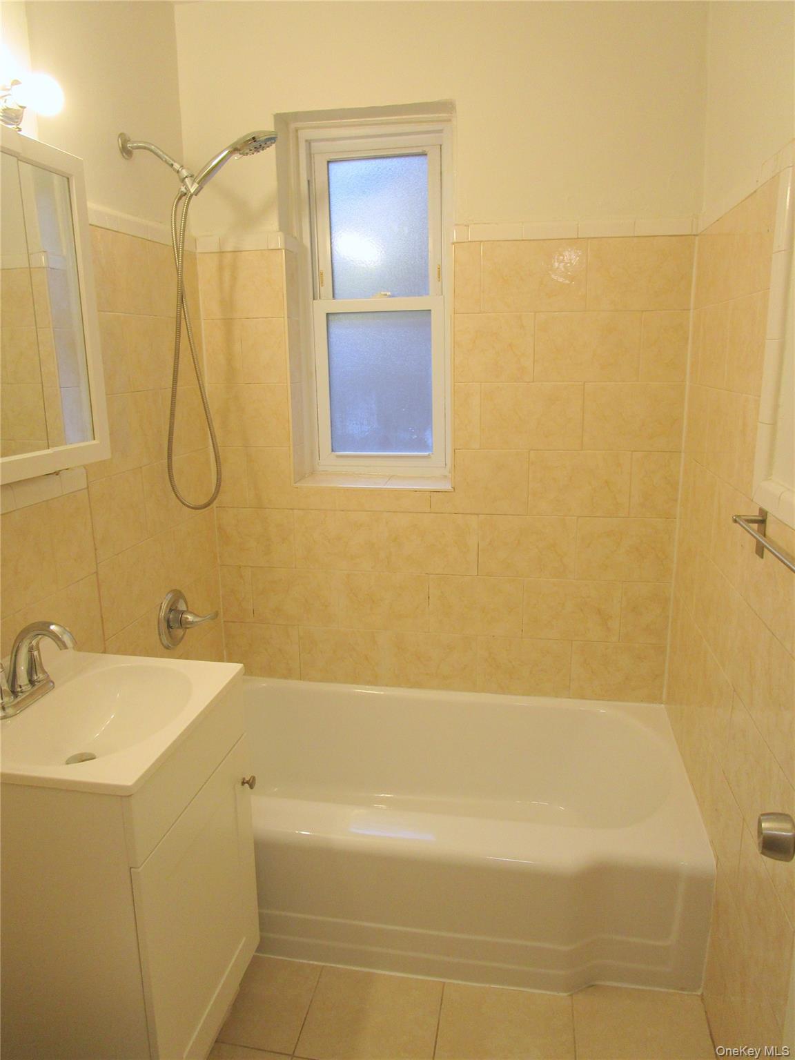 #14 photo, 585 McLean Avenue, Yonkers , NY 10705