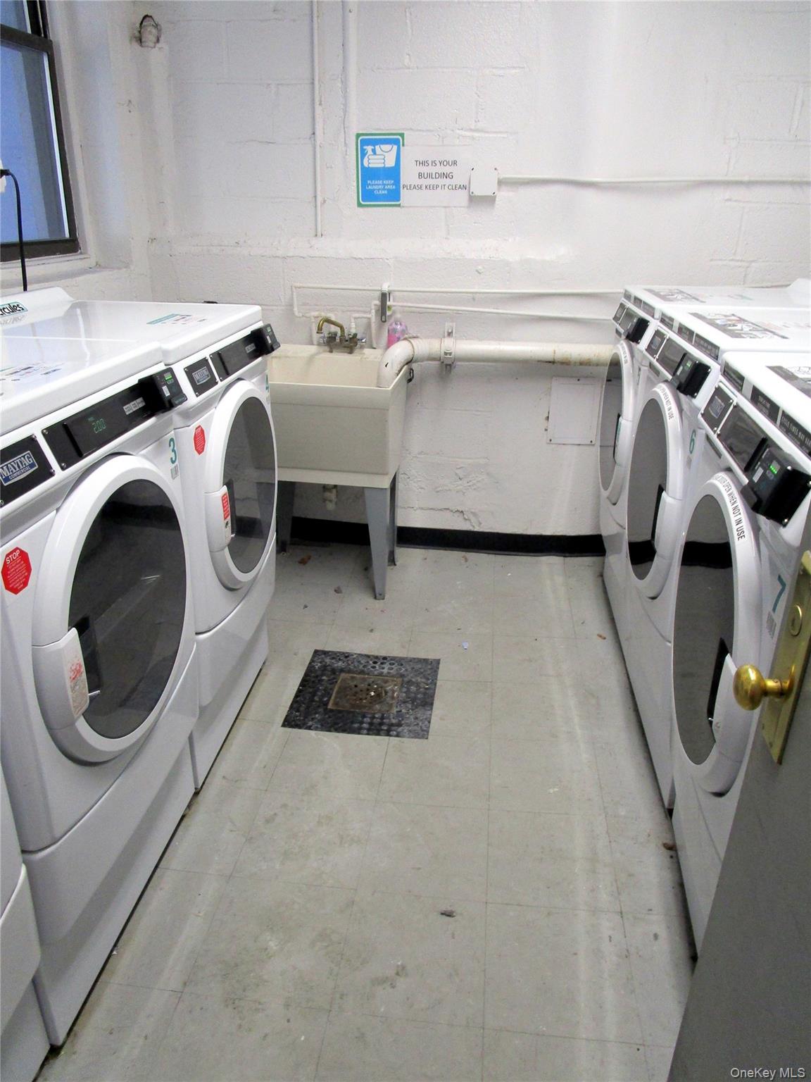 #16 photo, 585 McLean Avenue, Yonkers , NY 10705