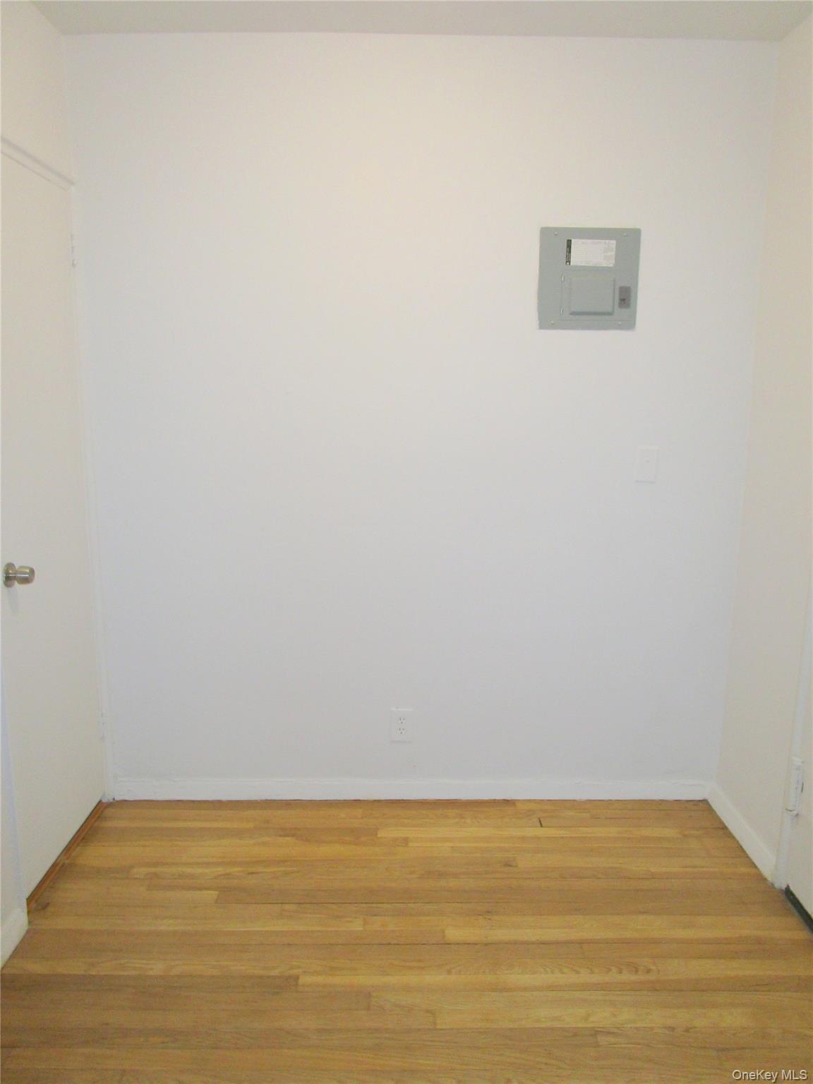 #6 photo, 585 McLean Avenue, Yonkers , NY 10705