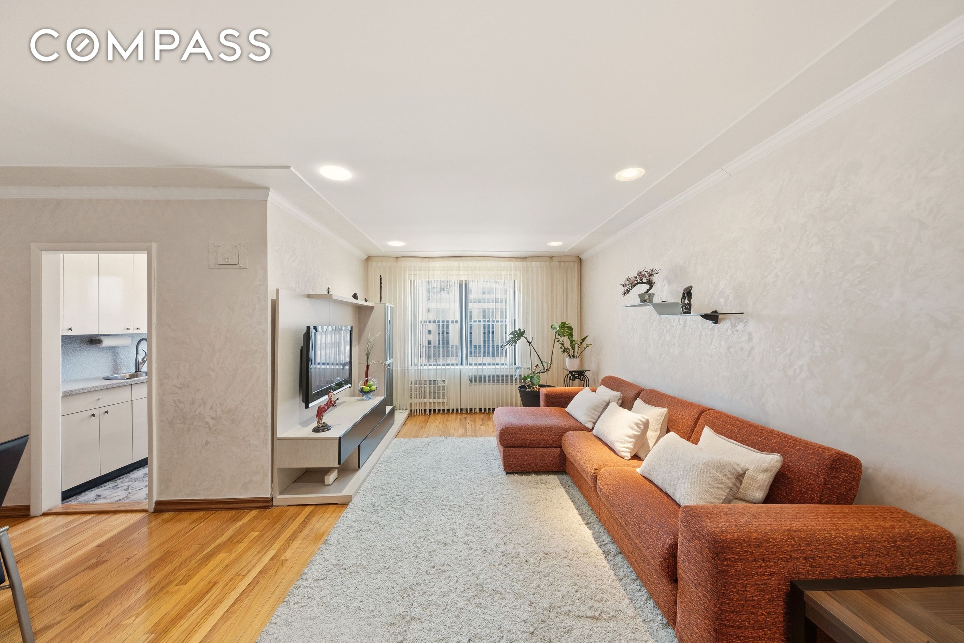 #1 photo, 2620 Ocean Parkway, Gravesend , NY 11235