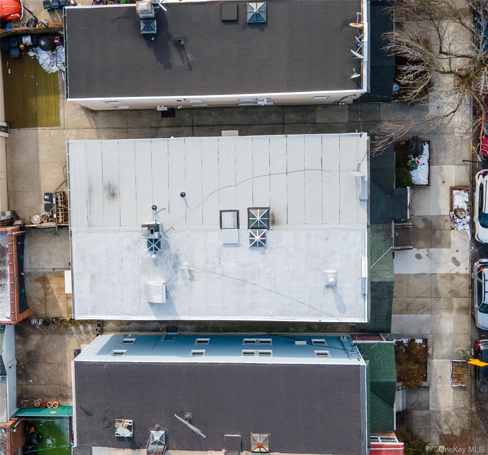 #7 photo, 7505 60th Place, Glendale , NY 11385