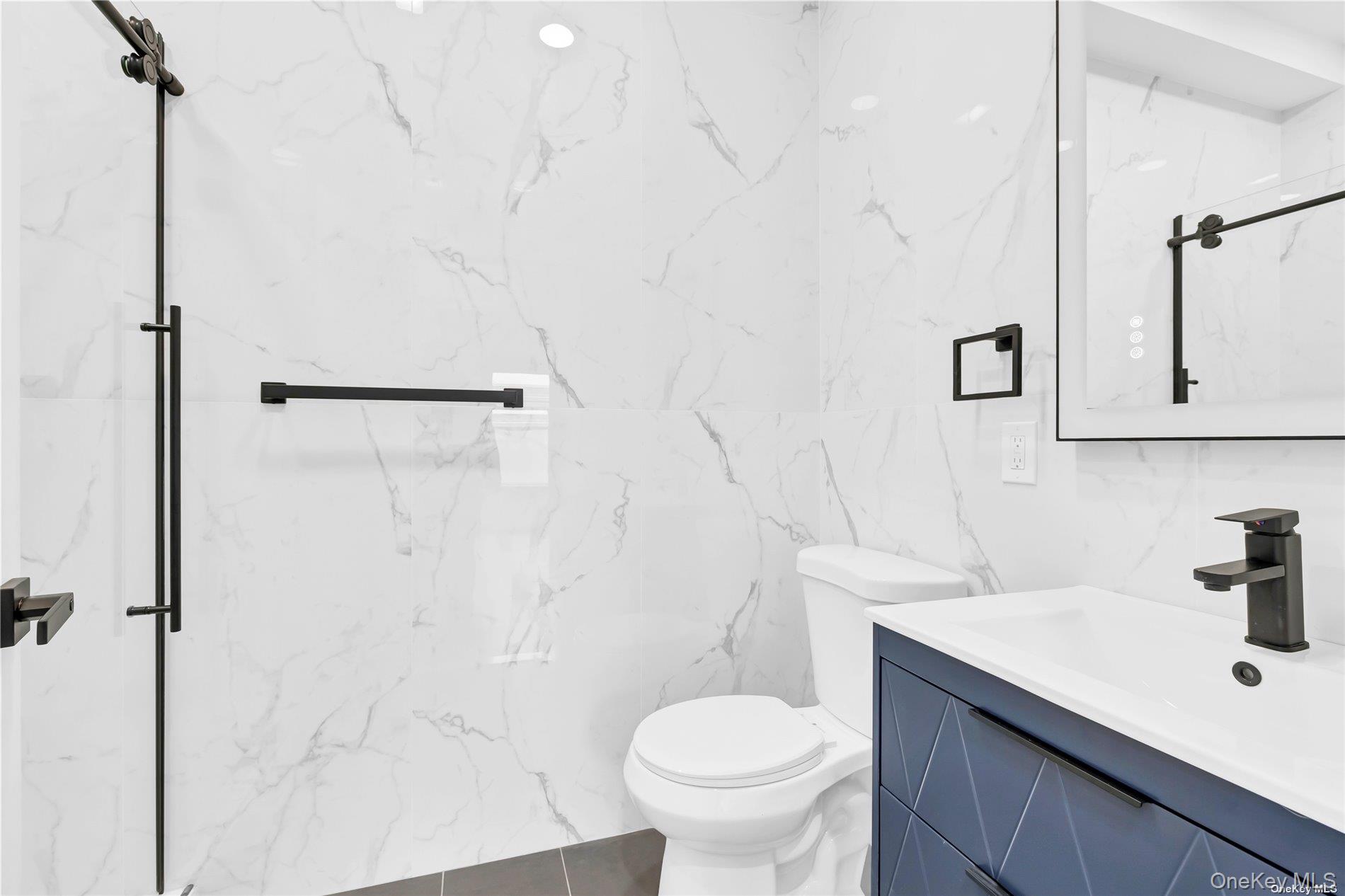 #10 photo, 533 Greenwich Street, ناسو Hempstead , NY 11550