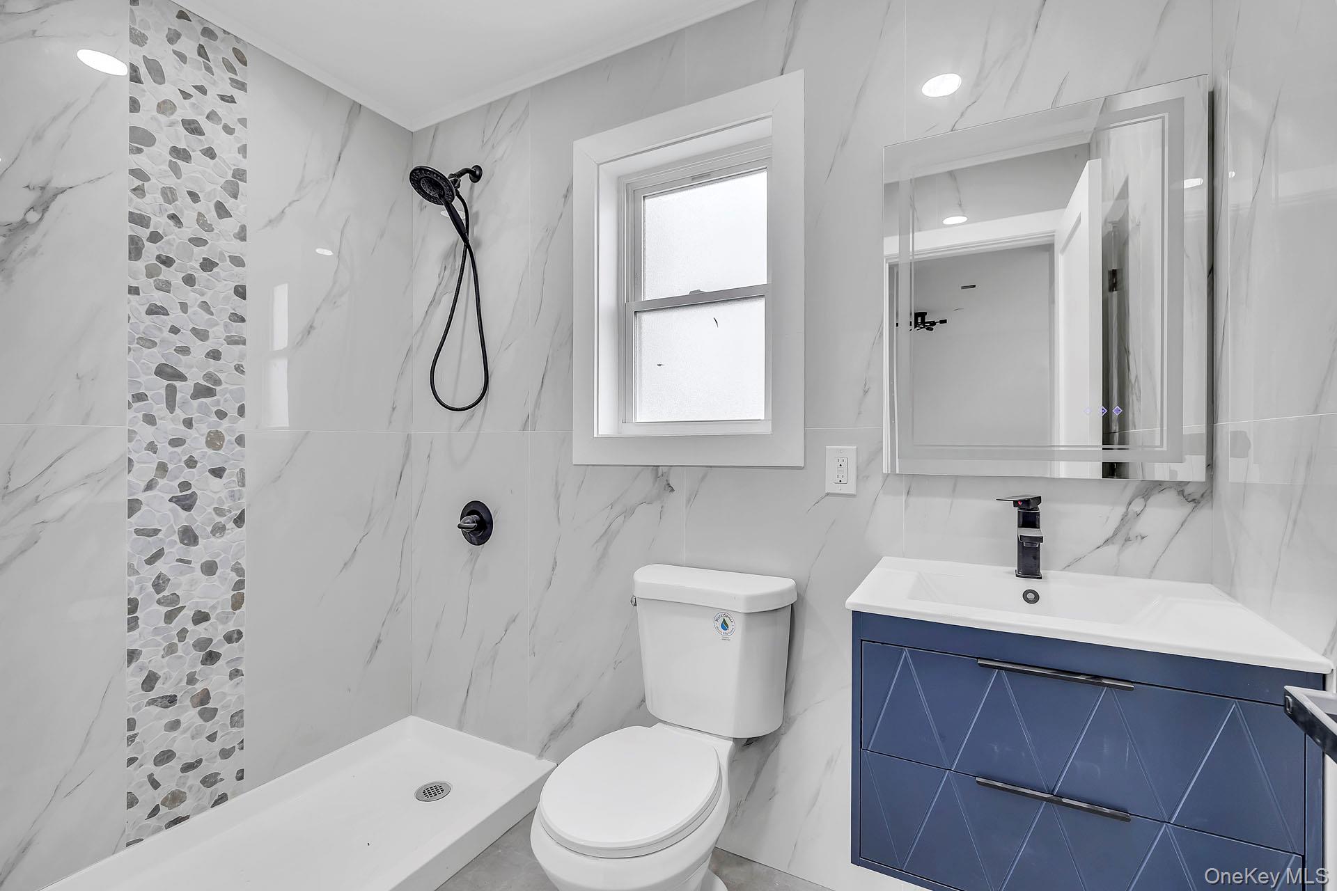 #10 photo, 74 Broadway, ناسو Freeport , NY 11520