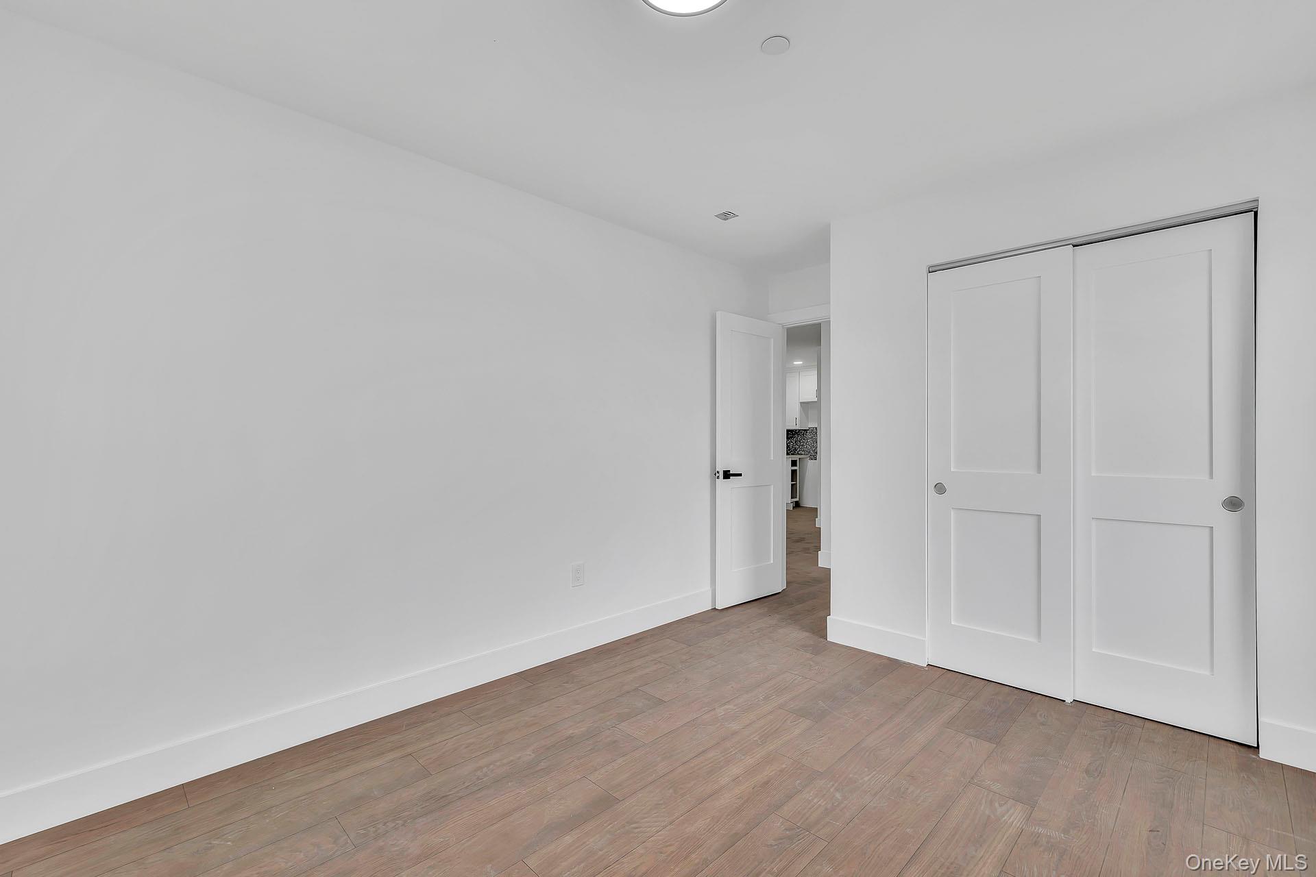 #8 photo, 74 Broadway, ناسو Freeport , NY 11520