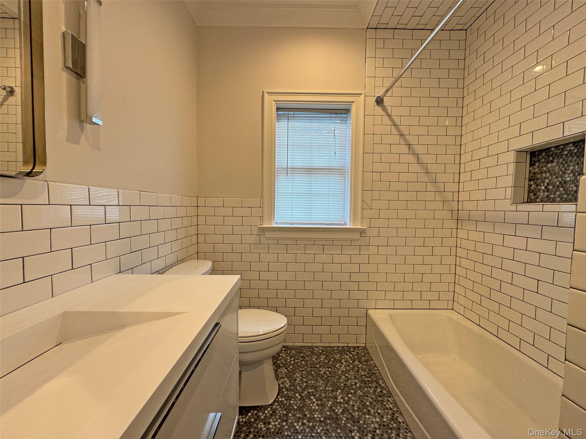 #14 photo, 30 High Street, Rye , NY 10580