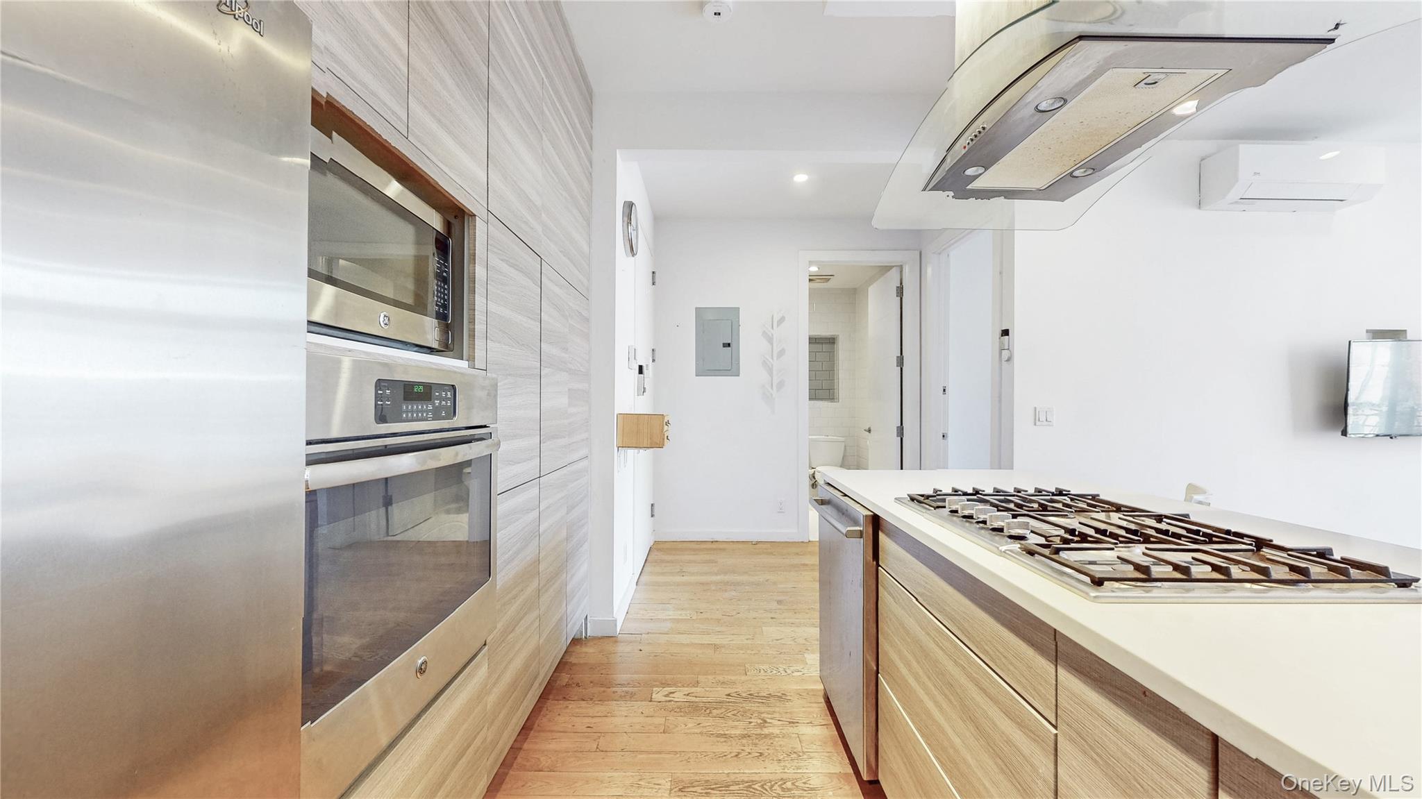 #5 photo, 244 Franklin Avenue, Brooklyn , NY 11205