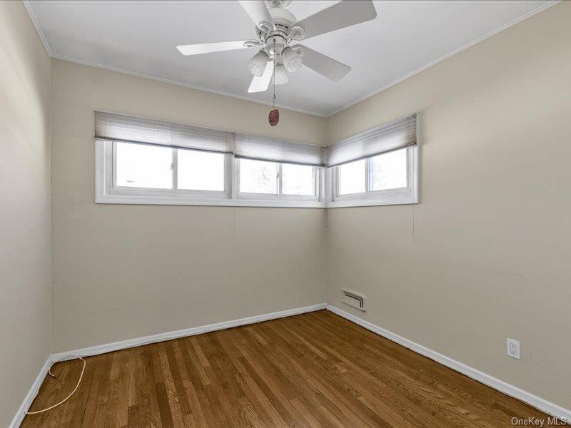 #14 photo, 1360 Wilson Road, ناسو East Meadow , NY 11554