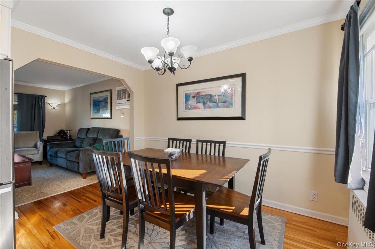 #10 photo, 132 E Cherry Street, Floral Park , NY 11001