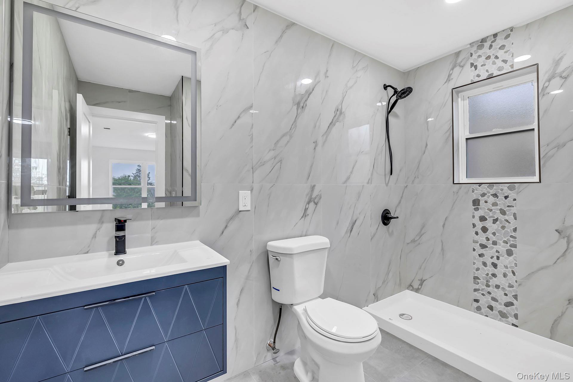 #11 photo, 74 Broadway, ناسو Freeport , NY 11520