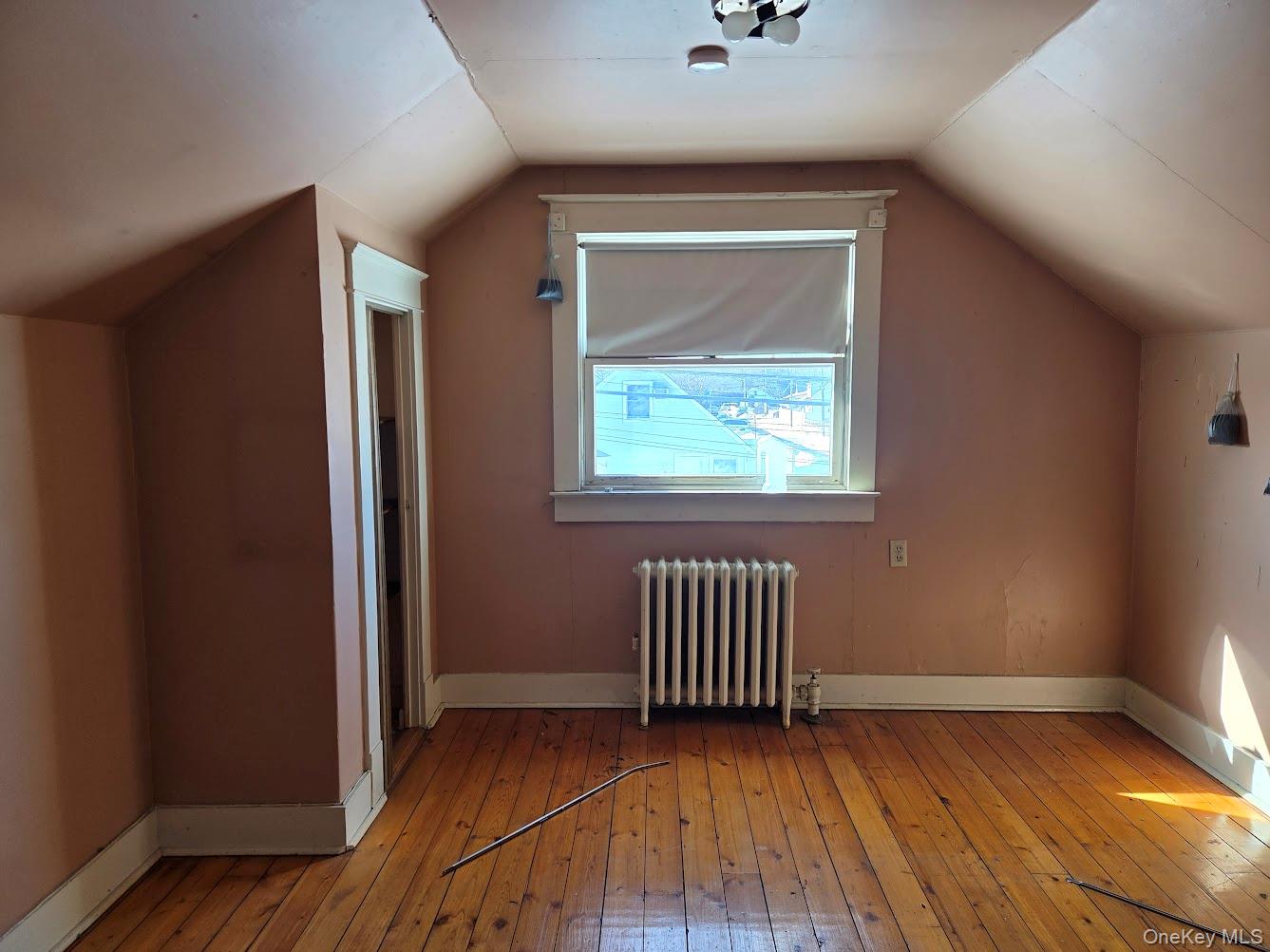 #14 photo, 5 Milton Street, ناسو Hicksville , NY 11801