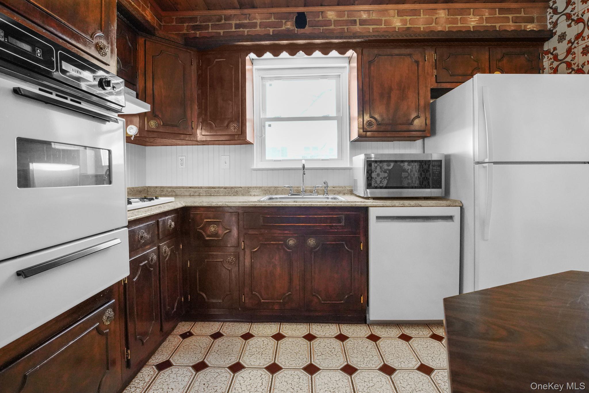 #10 photo, 192 Helena Avenue, Yonkers , NY 10710