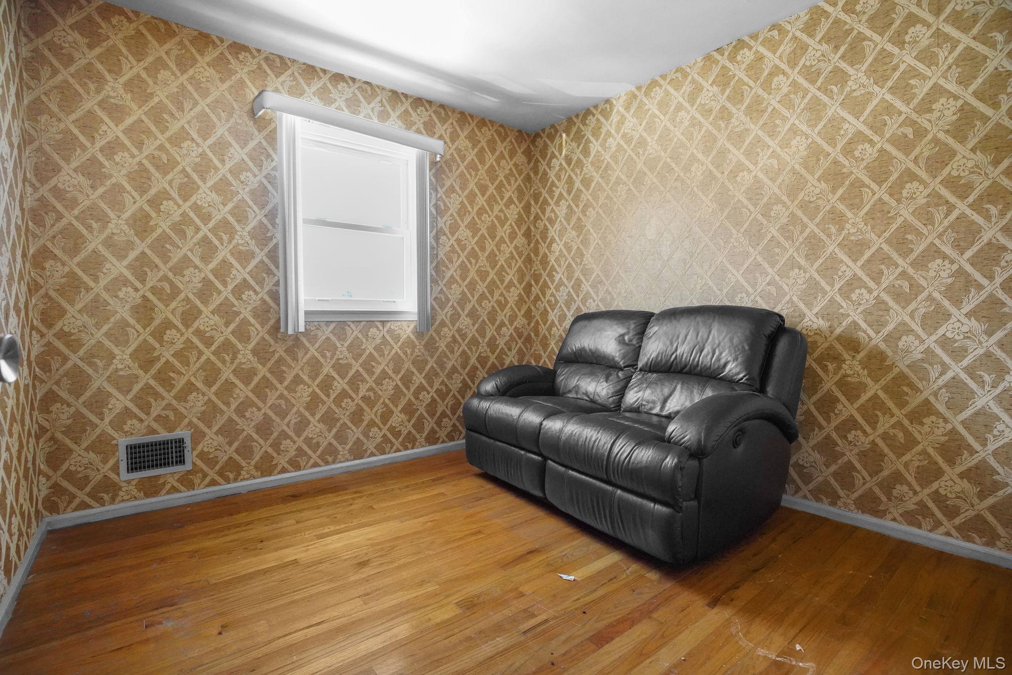 #15 photo, 192 Helena Avenue, Yonkers , NY 10710