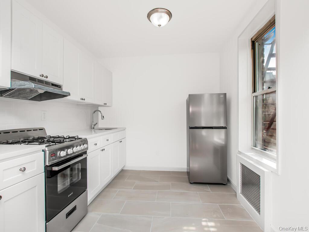 #8 photo, 6535 Broadway, Bronx , NY 10471