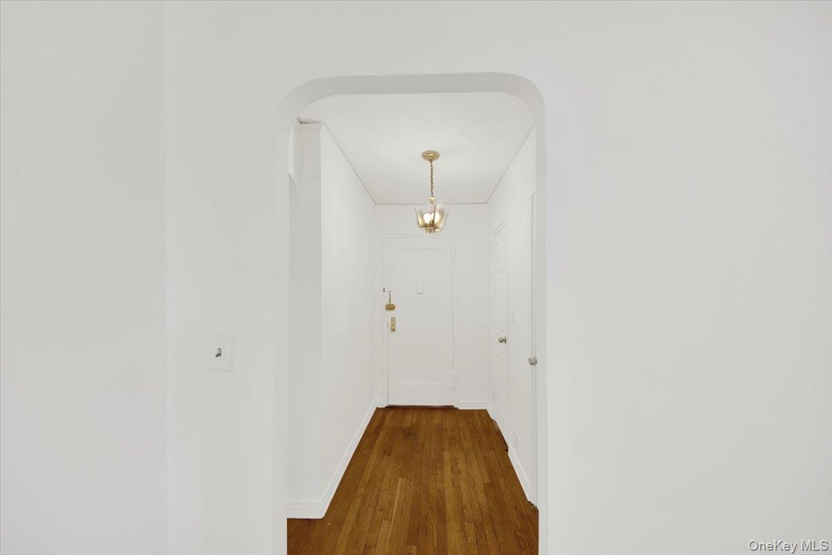 #5 photo, 811 Bronx River Road, Bronxville , NY 10708