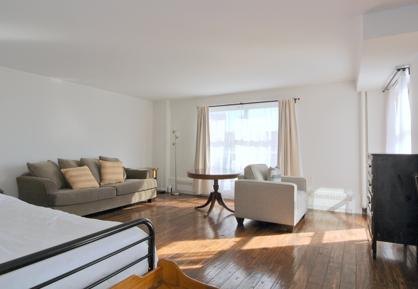 #3 photo, 501 W 123RD Street, مانهاتن Morningside Heights , NY 10027