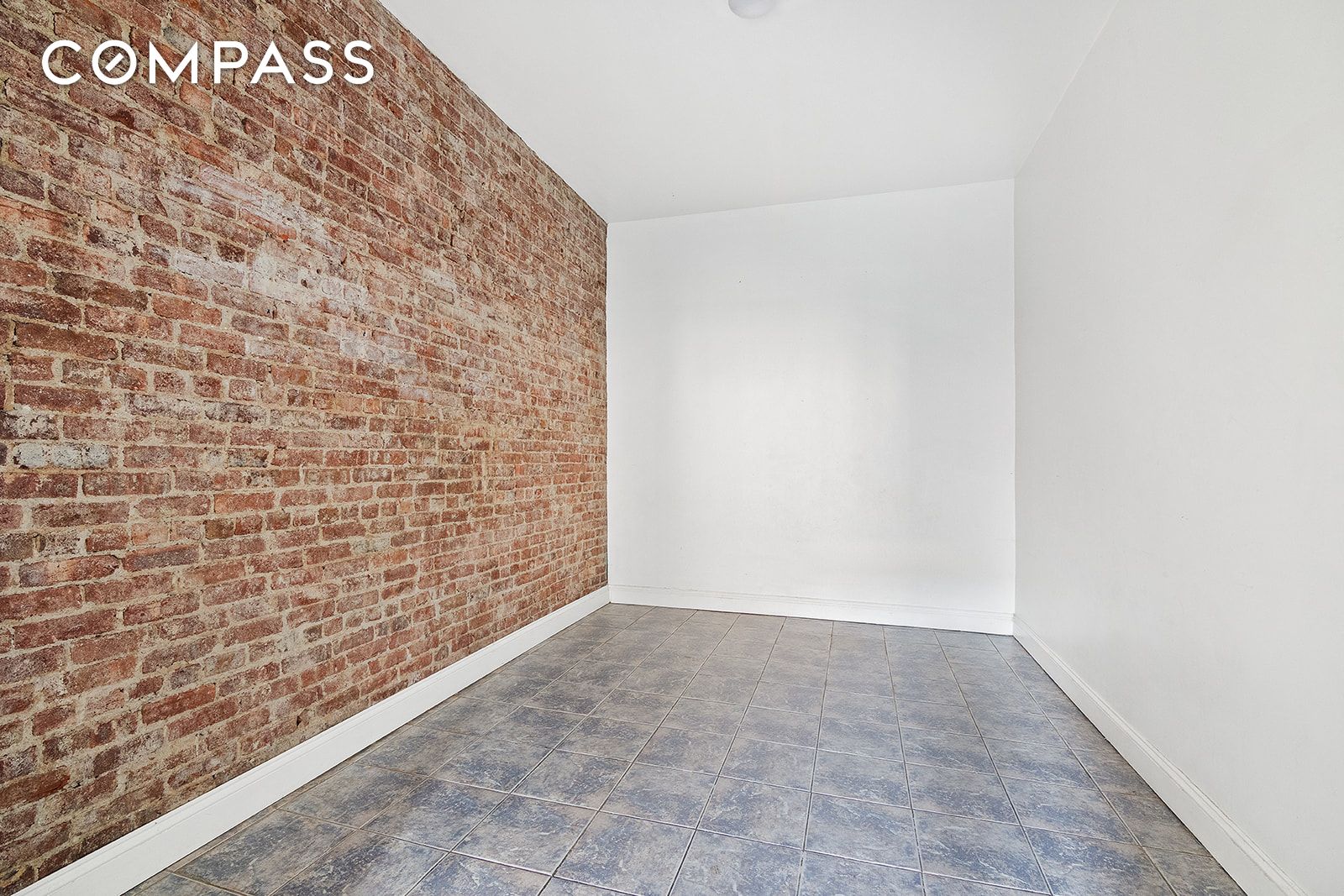 #2 photo, Brooklyn, Williamsburg , NY 11211