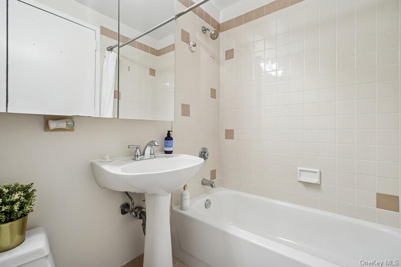 #14 photo, 4-74 48th Avenue, Long Island City , NY 11109