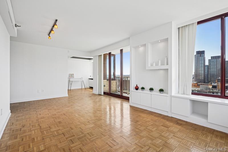 #5 photo, 4-74 48th Avenue, Long Island City , NY 11109