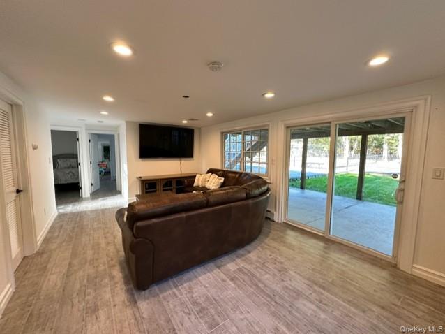 #10 photo, 44 Eisenhower Drive, East Quogue , NY 11942