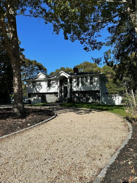 #2 photo, 44 Eisenhower Drive, East Quogue , NY 11942